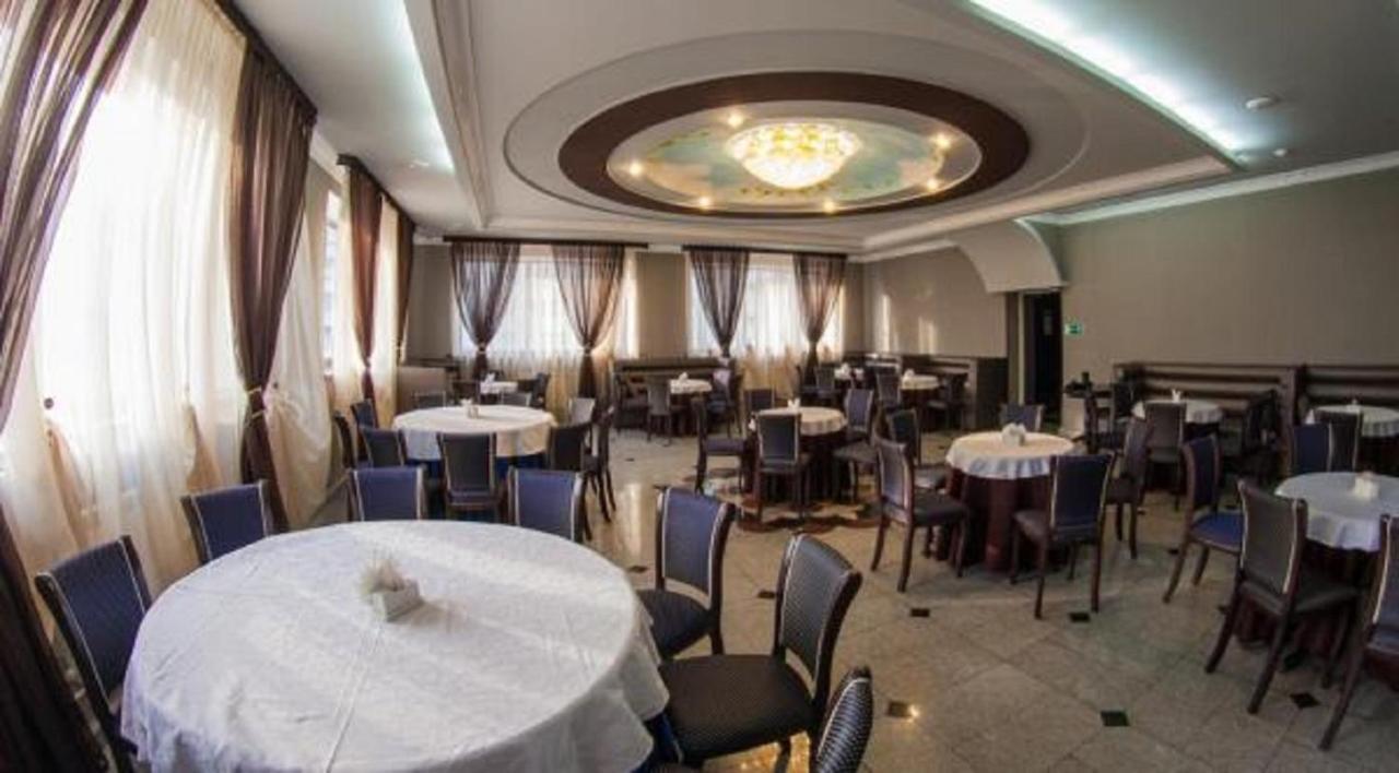 וולגוגראד Plaza Hotel מראה חיצוני תמונה